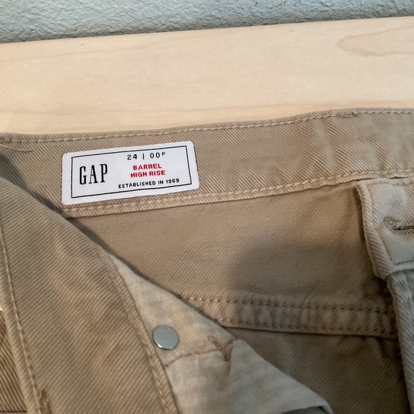 High Rise Barrel Jeans - Picture 2 of 8